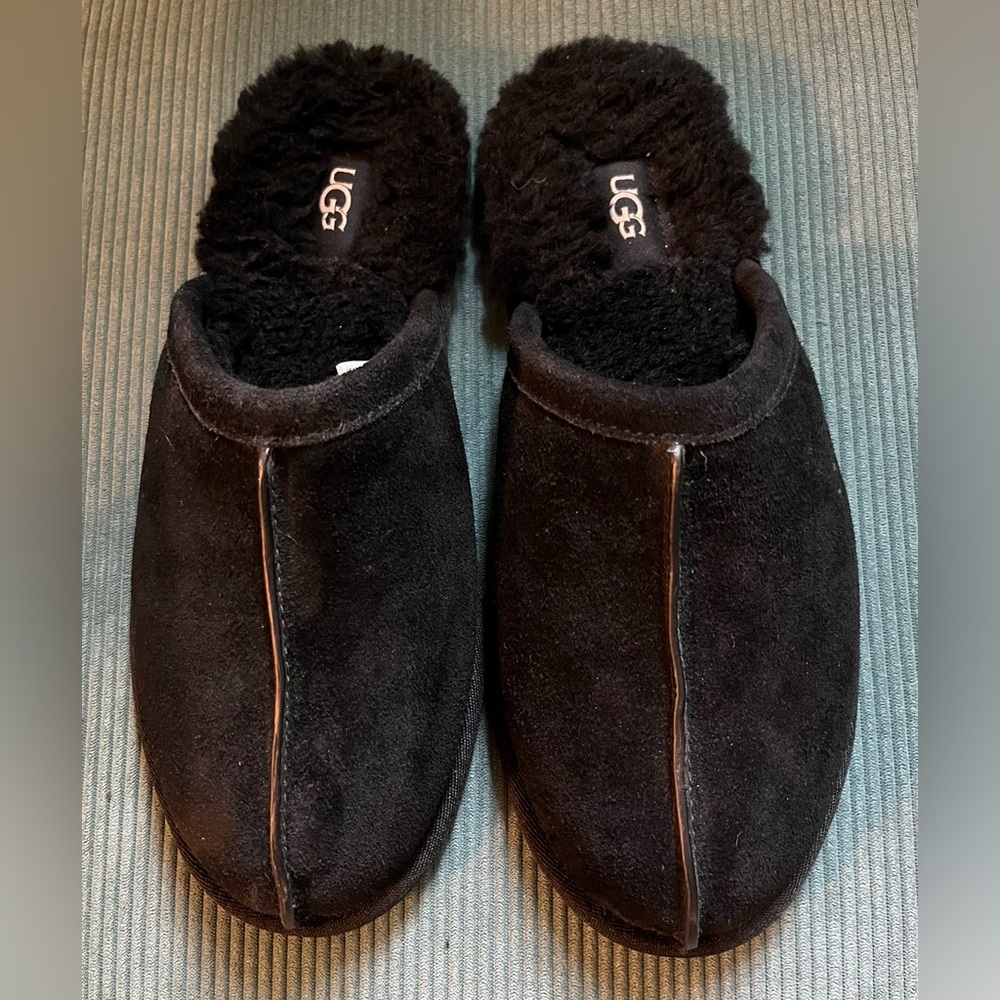 NWT Ugg Pearle Plush Scuff Slippers Size 9, no box